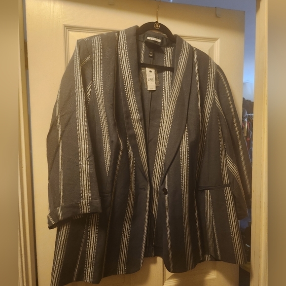Lane Bryant Jackets & Blazers - NWT Lane Bryant Shawl Collar Striped Blazer 26